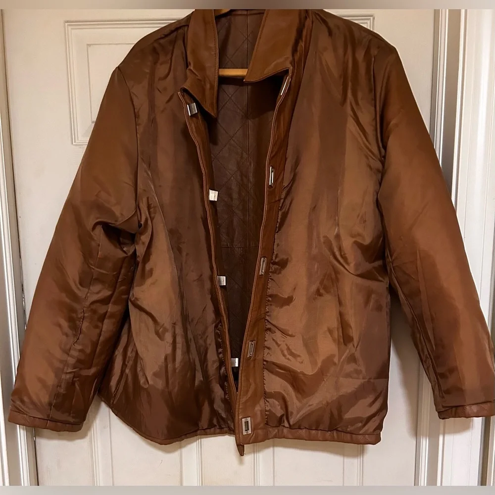 Dialogue Leather Jacket - Picture 5 of 11
